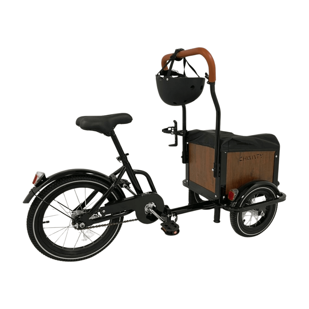 Chanty Cargo Kid - Sort inkl. hjelm, flaskeholder, håndtag i 2 farver og ringklokke - BørnecyklerneChantyBørnecyklerneSort: BLC16 - SRTChanty Cargo Kid - Sort inkl. hjelm, flaskeholder, håndtag i 2 farver og ringklokke